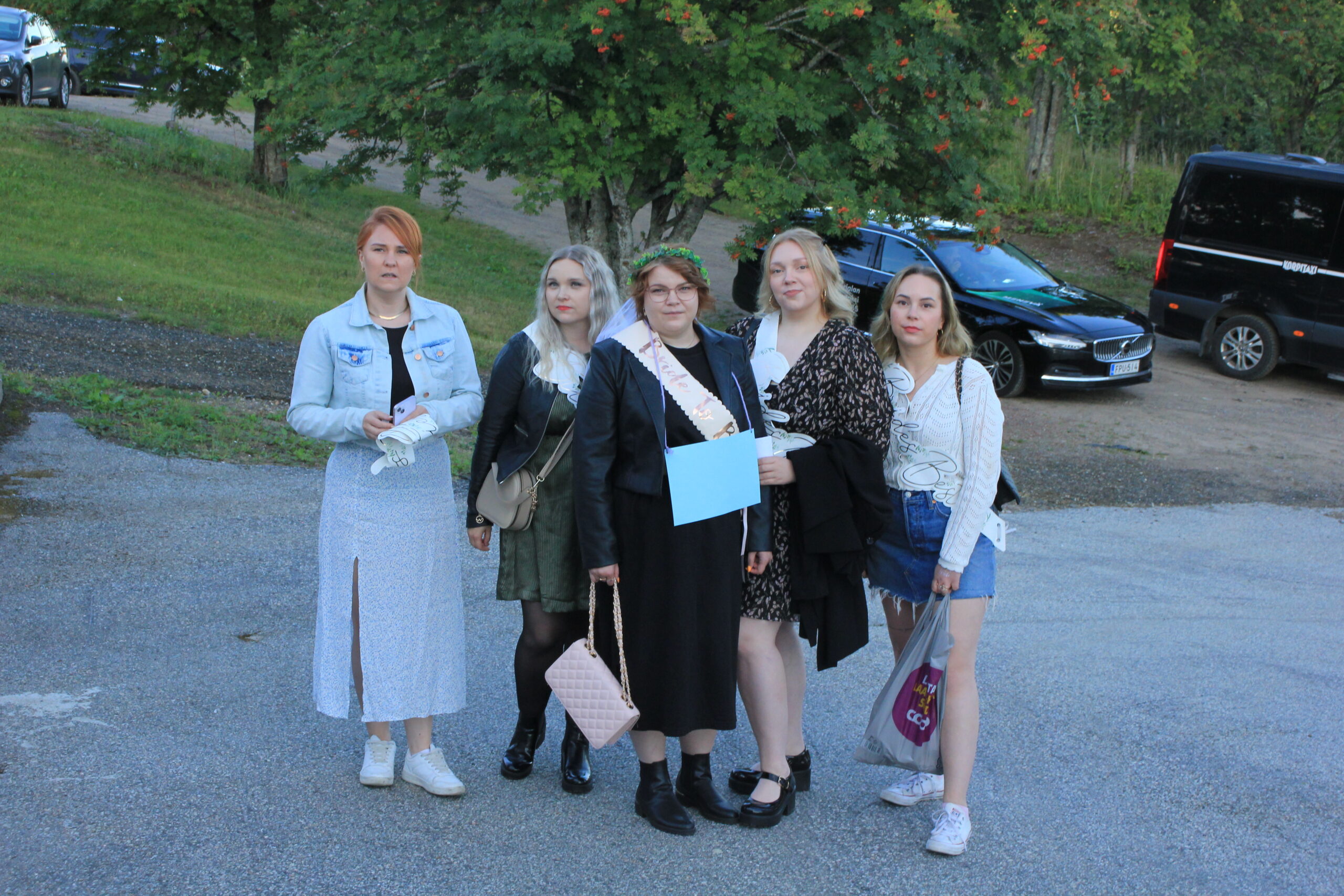 Vauhdikasta menoa elokuun suurtansseissa