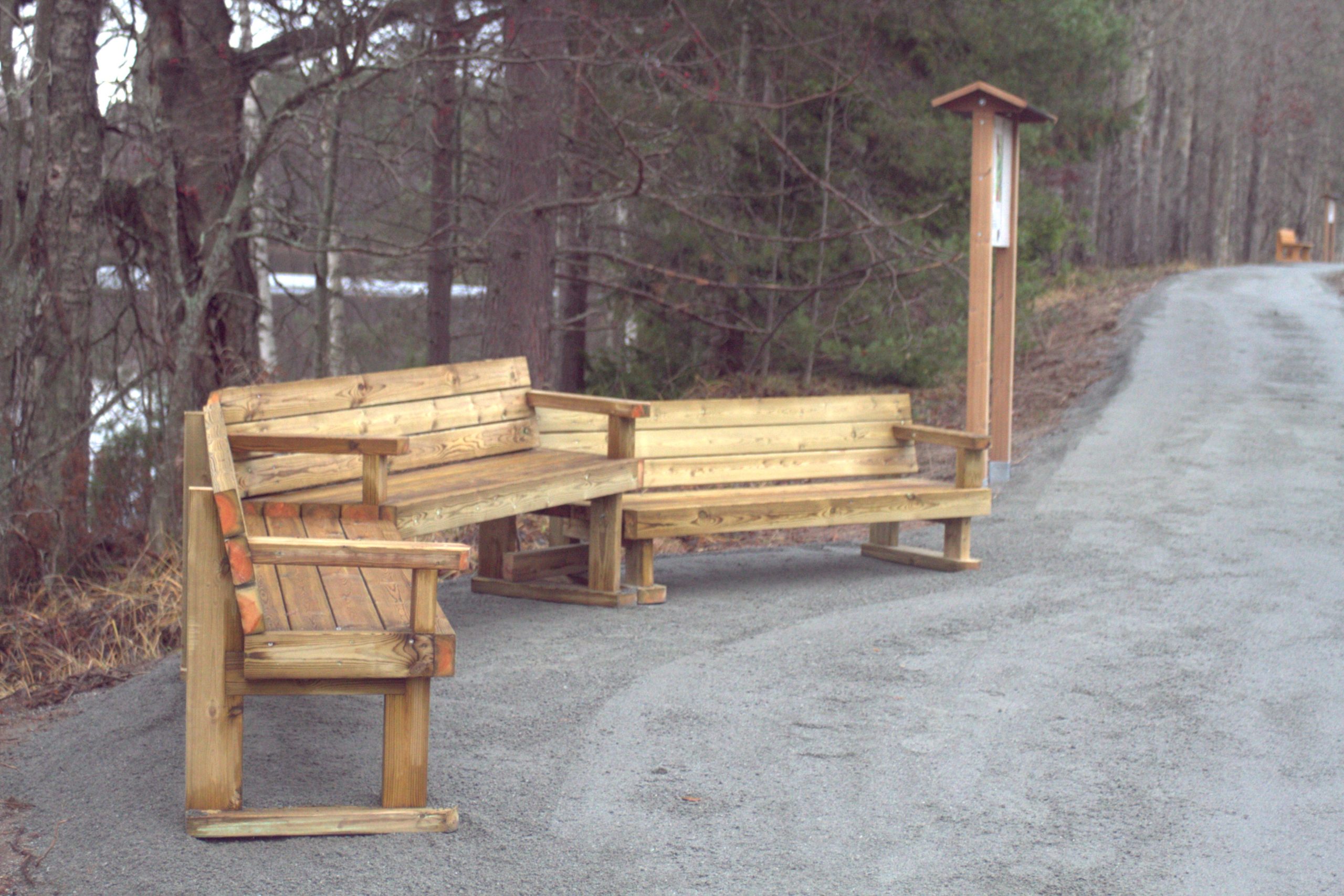 Ploki: Tanssilavan luona: Tanssikin on liikuntaa